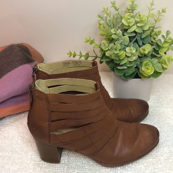 Josef Seibel Brown Leather Strappy Cutout Booties Size 9 Stacked Heel - Picture 3 of 12